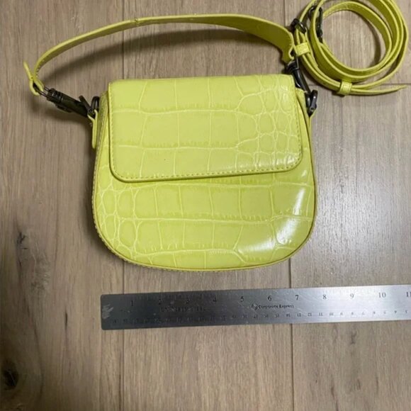 Zara Animal Embossed Crossbody Bag - Picture 5 of 8